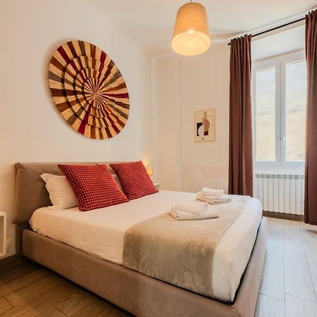 Moscova Modern Apartment Милан Экстерьер фото